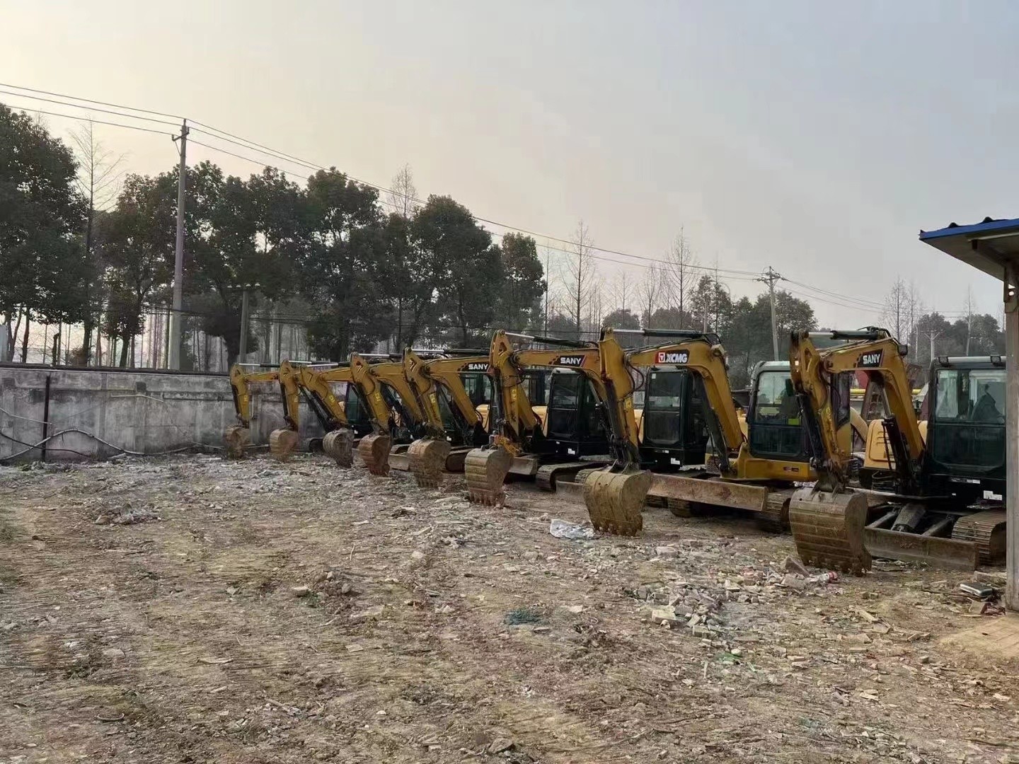 新乡县挖掘机培训基地